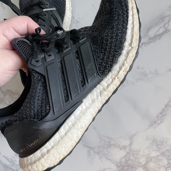 Adidas Women Black Ultraboost Size 6.5 - Picture 7 of 11
